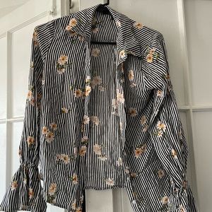 Just needs a little ironing but this is a gorgeous shirt | size M | $30